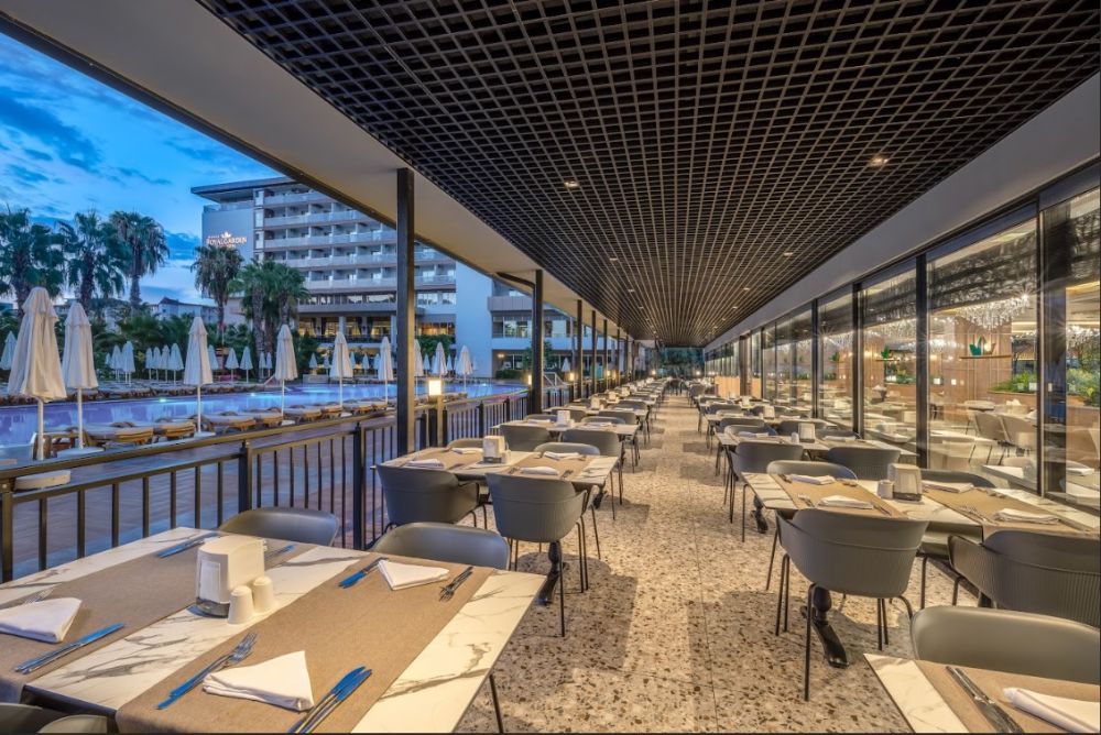 Royal Garden Beach (ex. Royal Garden Select & Suite) 5*