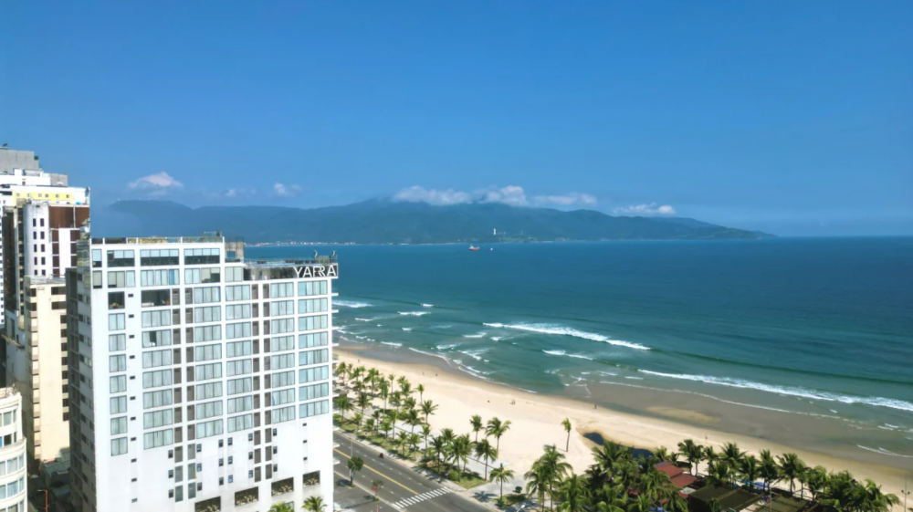 Yarra Ocean Suites Danang 4*