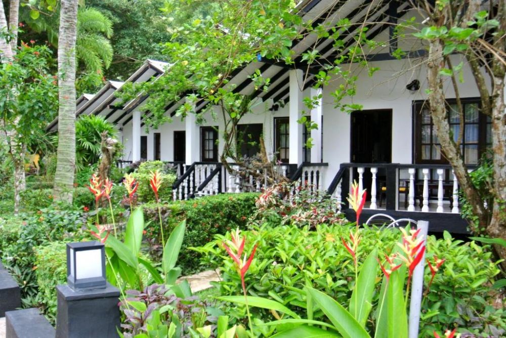 Flower Garden Cabanas 3*