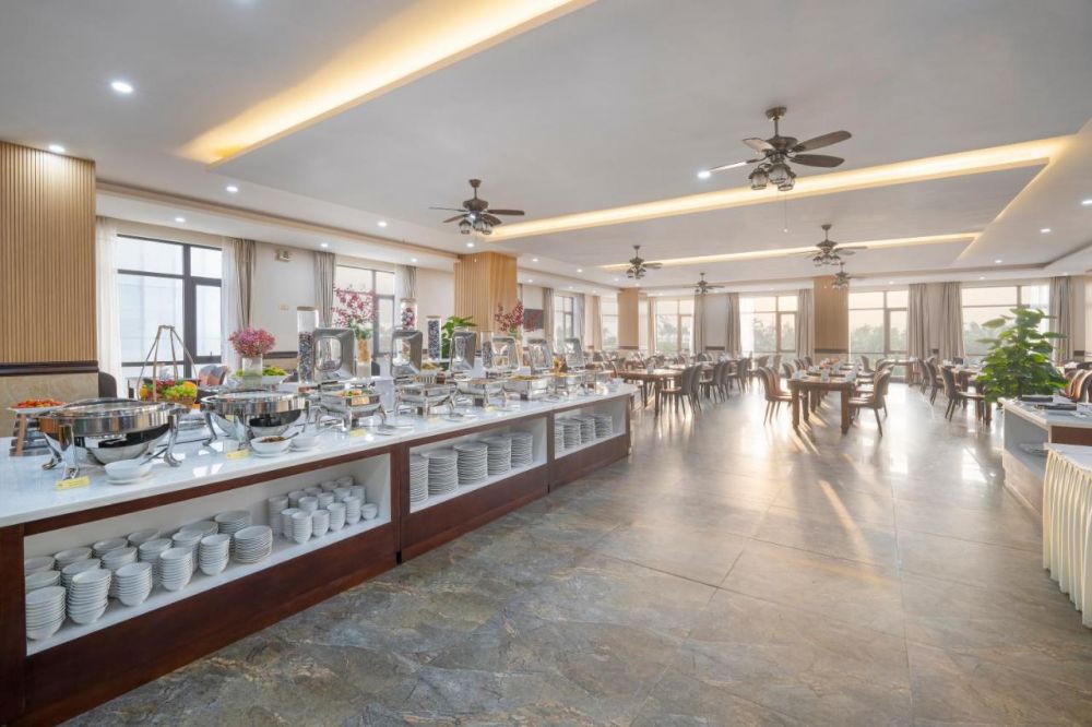 7 Seven Sea Hotel Da Nang 4*