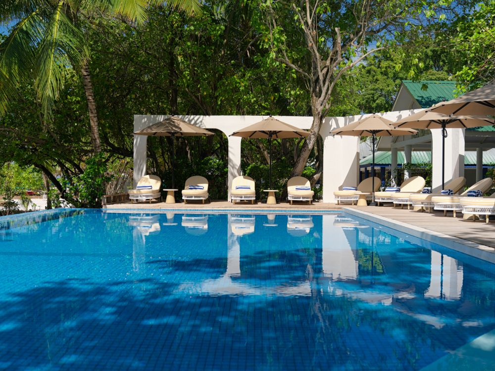 Eri Maldives (ex. Eriyadu Island Resort) 4*