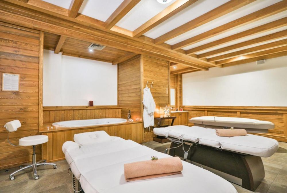 Pirin Golf Hotel & Spa 5*