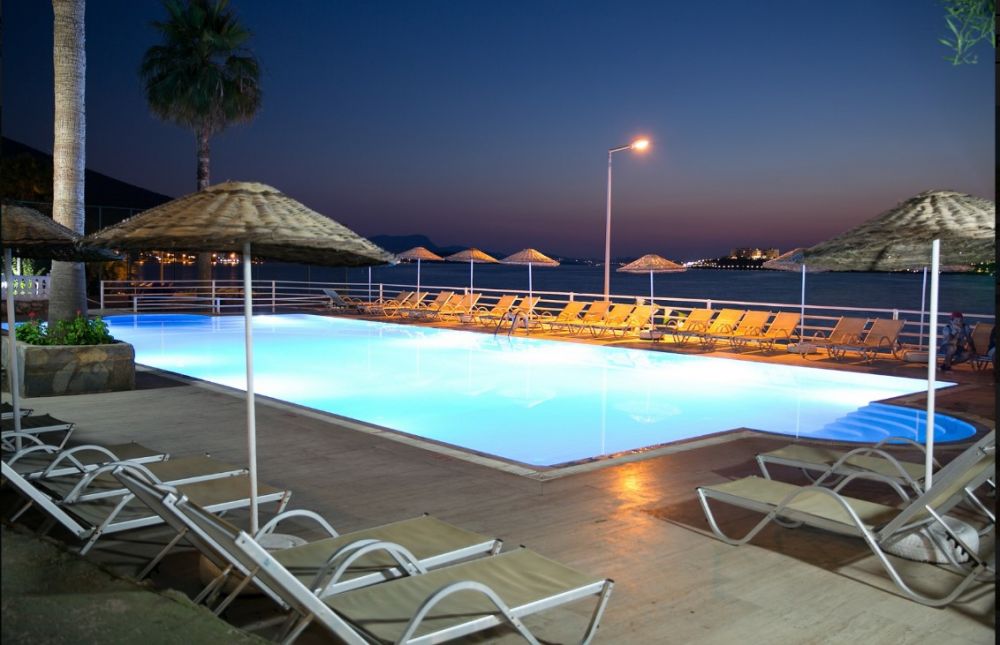 Green Port Hotel 3+