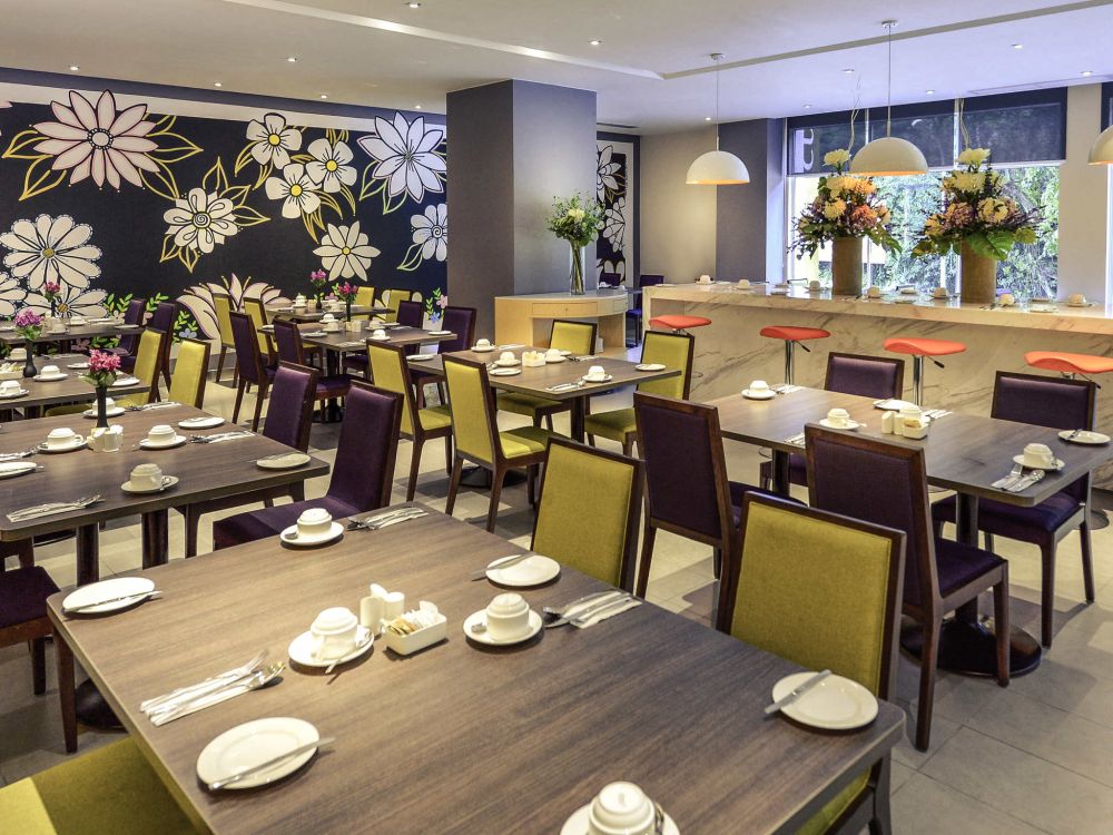 Mercure Kota Kinabalu City Centre 4*