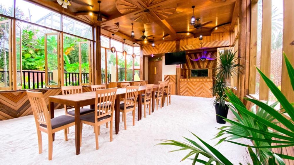 Manta Dhangethi 