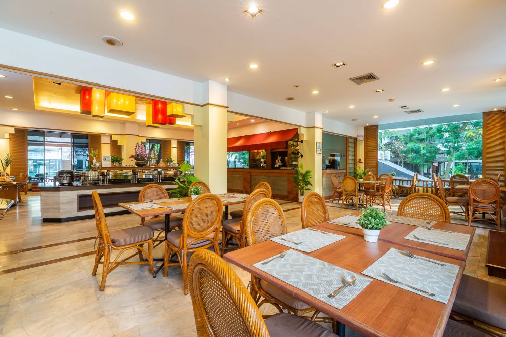 Cosy Beach Hotel 3+