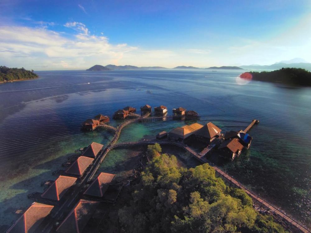 Gayana Marine Resort 5*