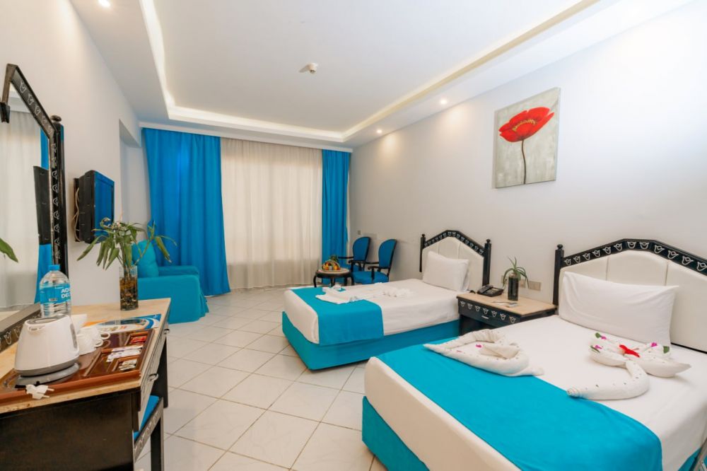 King Tut Aquapark Beach Resort 4*