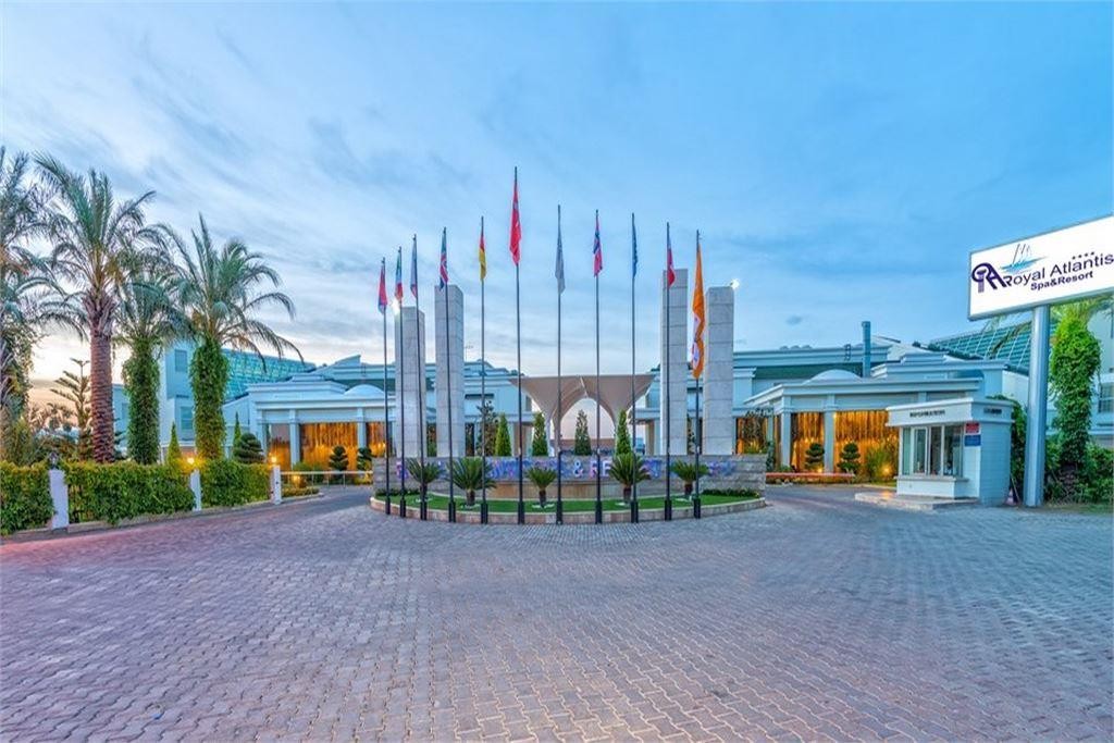 Royal Atlantis Resort & Spa 5*