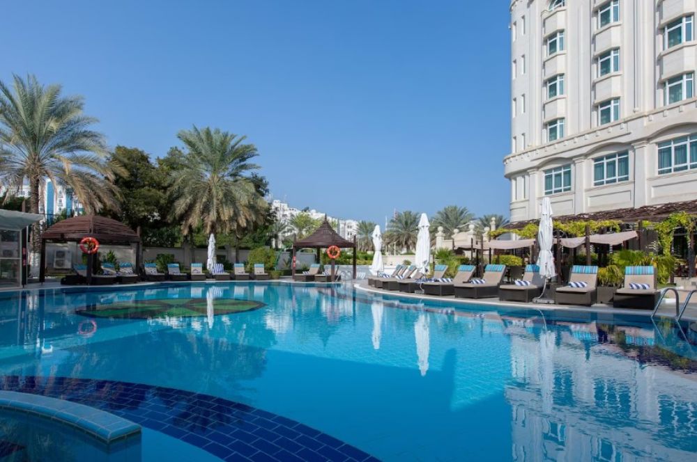 Radisson Blu Hotel Muscat 4*