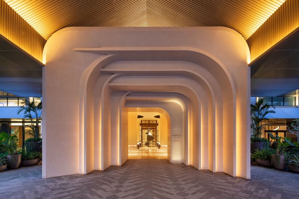 Hotel Indigo Clear Water Bay 5*