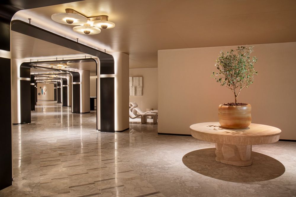 Hotel Indigo Clear Water Bay 5*