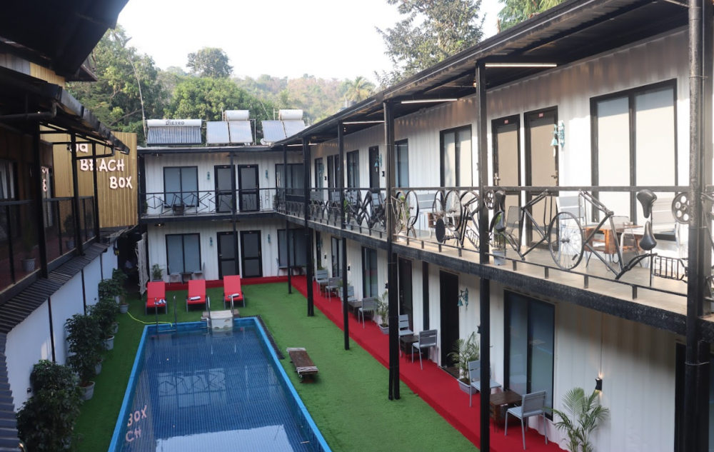 Da Beach Box Pub & Resort 3*