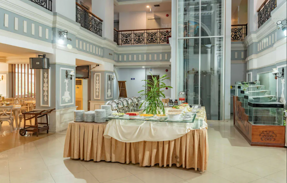 Rembrandt Hotel Nha Trang 3*