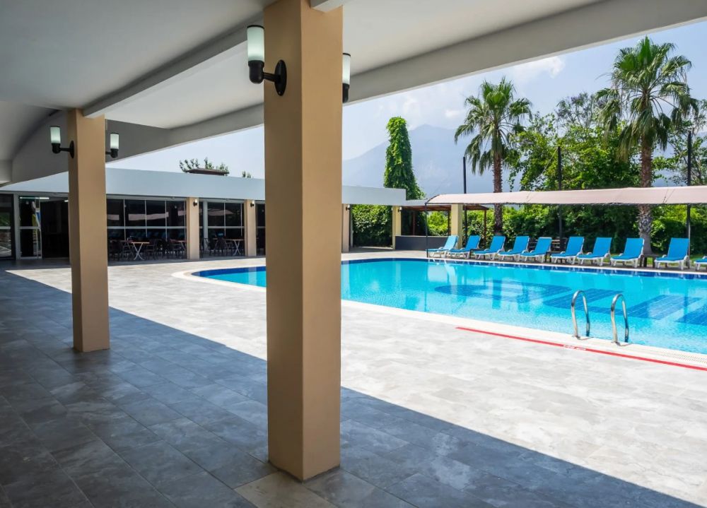 Aura Resort Hotel Spa +12 Adult 4*