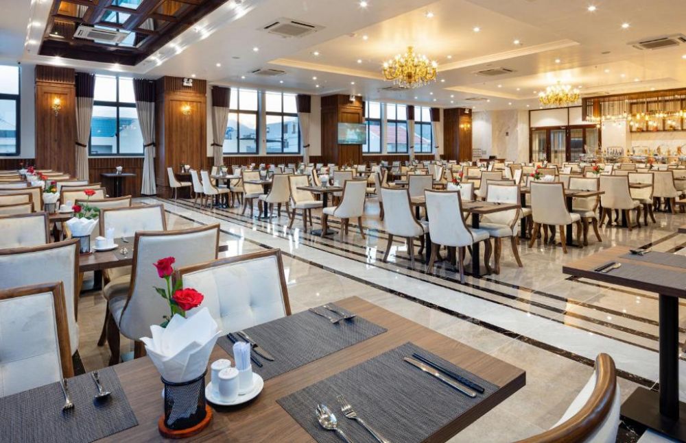 Daphovina Hotel (ex.Aston Nha Trang City Hotel) 4*