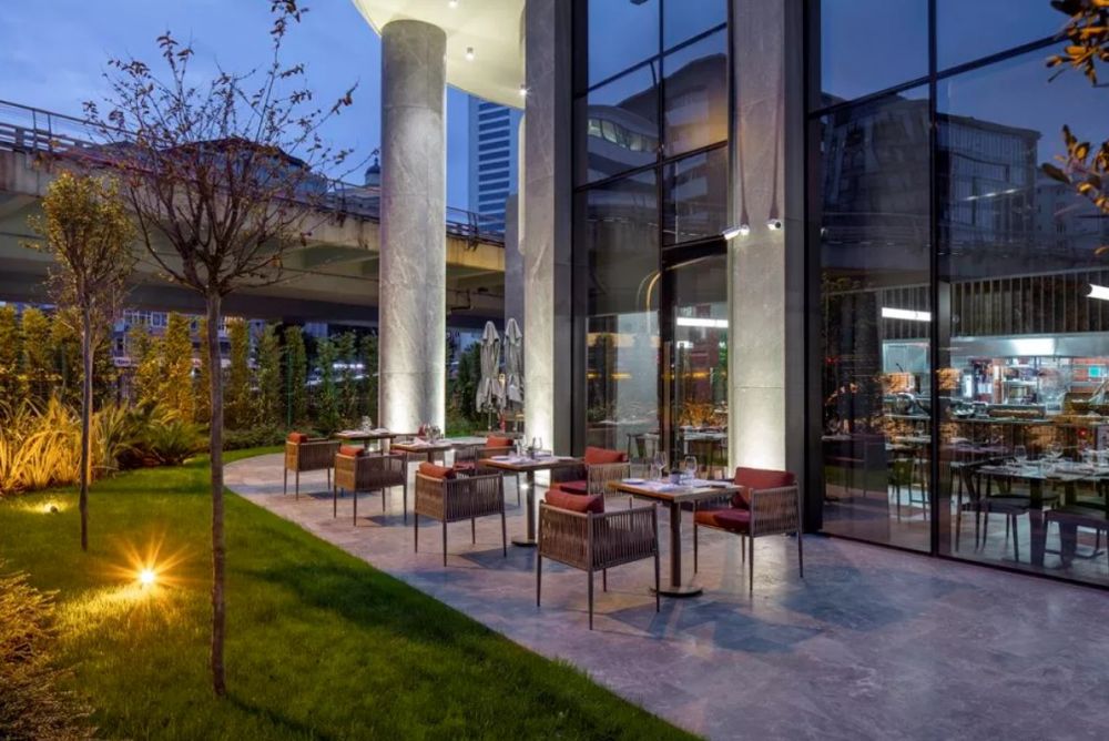 Melas Hotel 5*