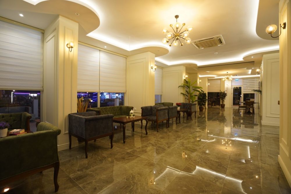 Aurasia Seaside Hotel 3*