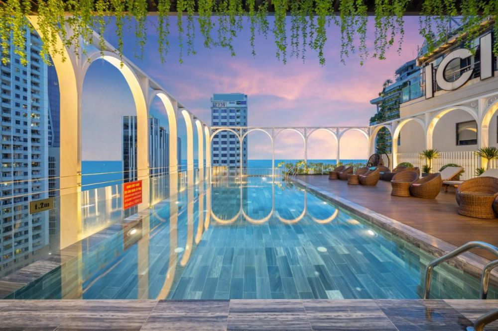 Golden Lotus Luxury 4*