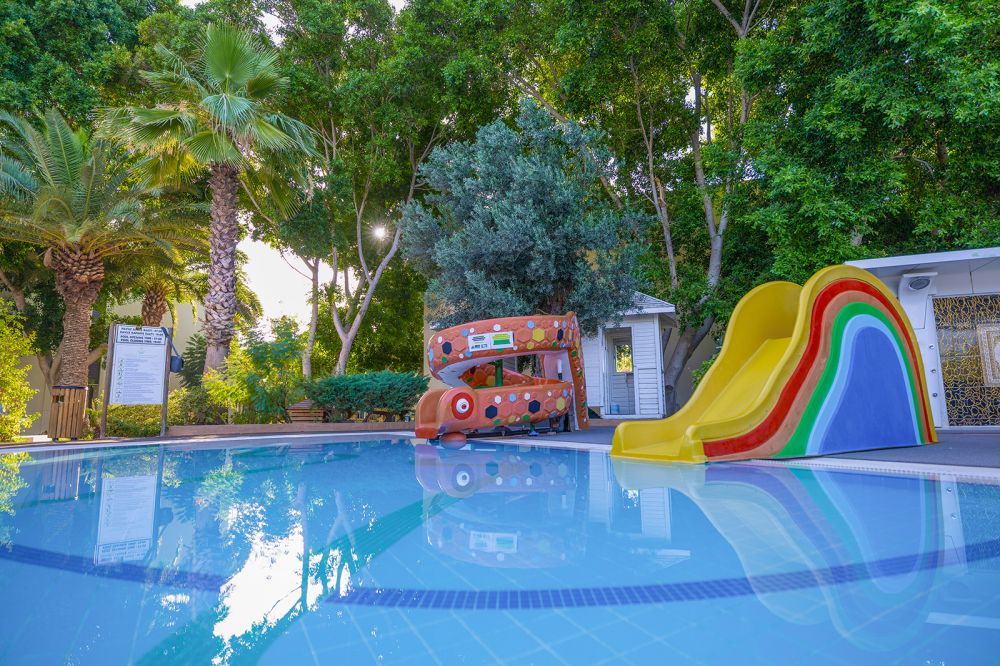 Latanya Park Resort Hotel 4*