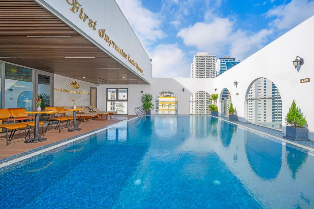 Golden Lotus Hotel Da Nang 4*