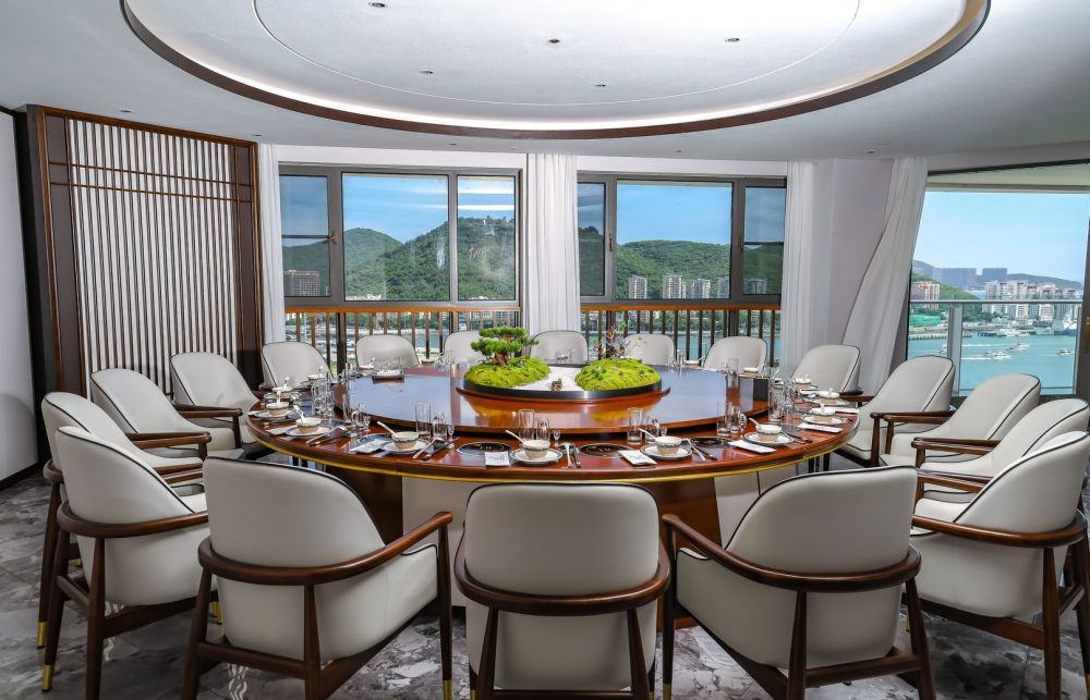 Tiancheng Central Coast Seaview Hotel Sanya 5*