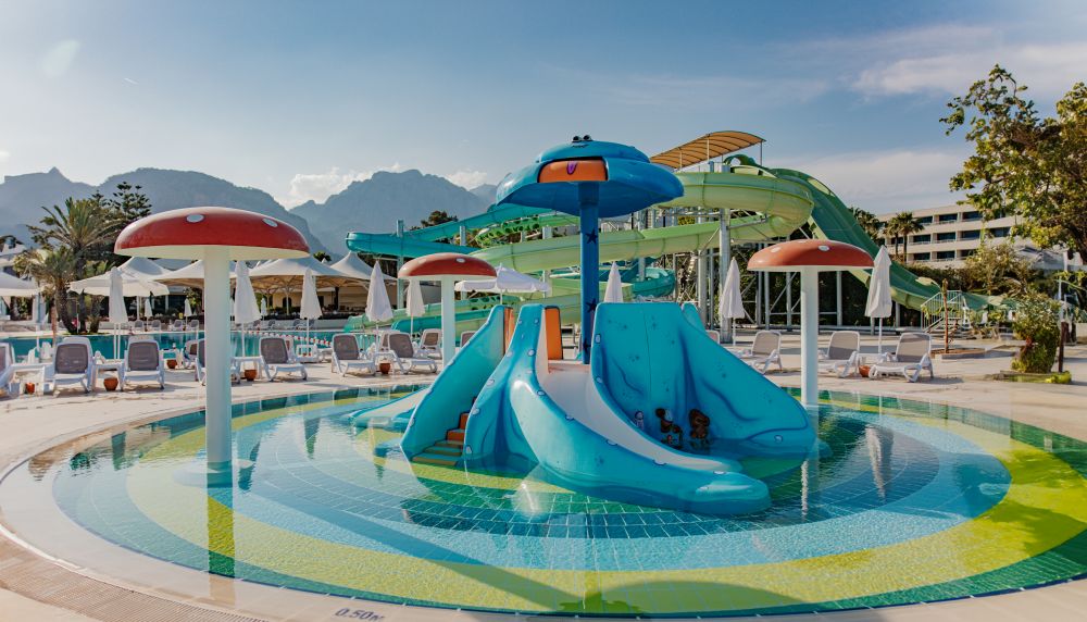 Mirage Park Resort 5*