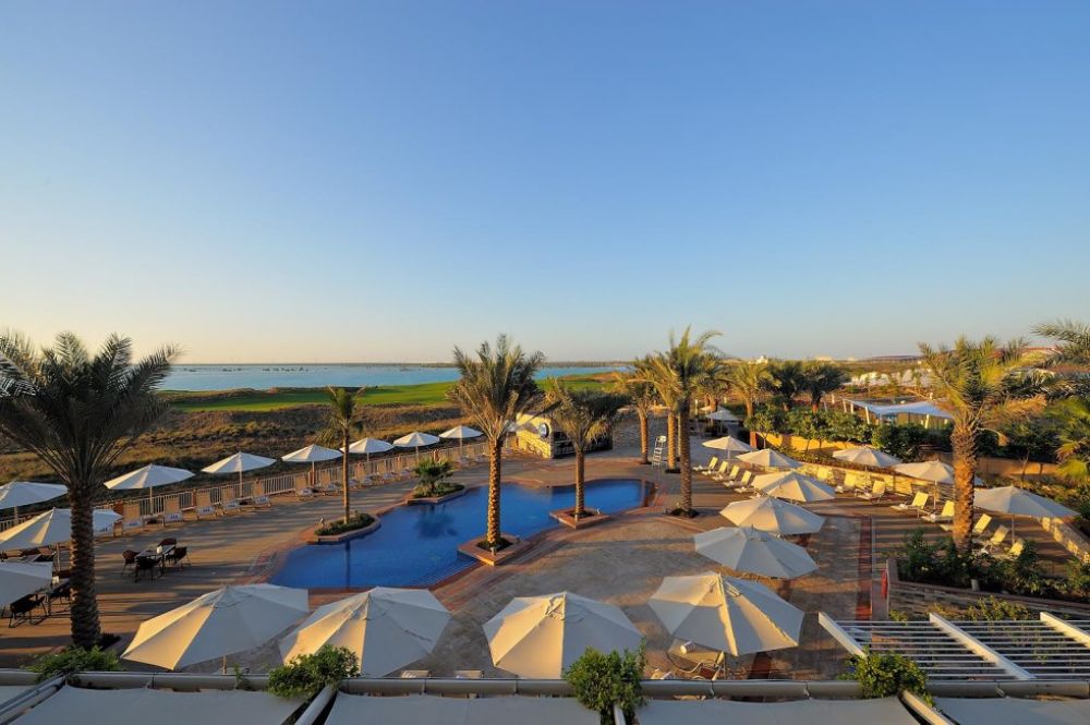 Park Inn by Radisson Abu Dhabi Yas Island 3*