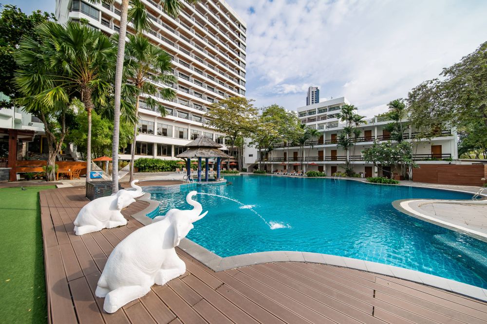 Cosy Beach Hotel 3+