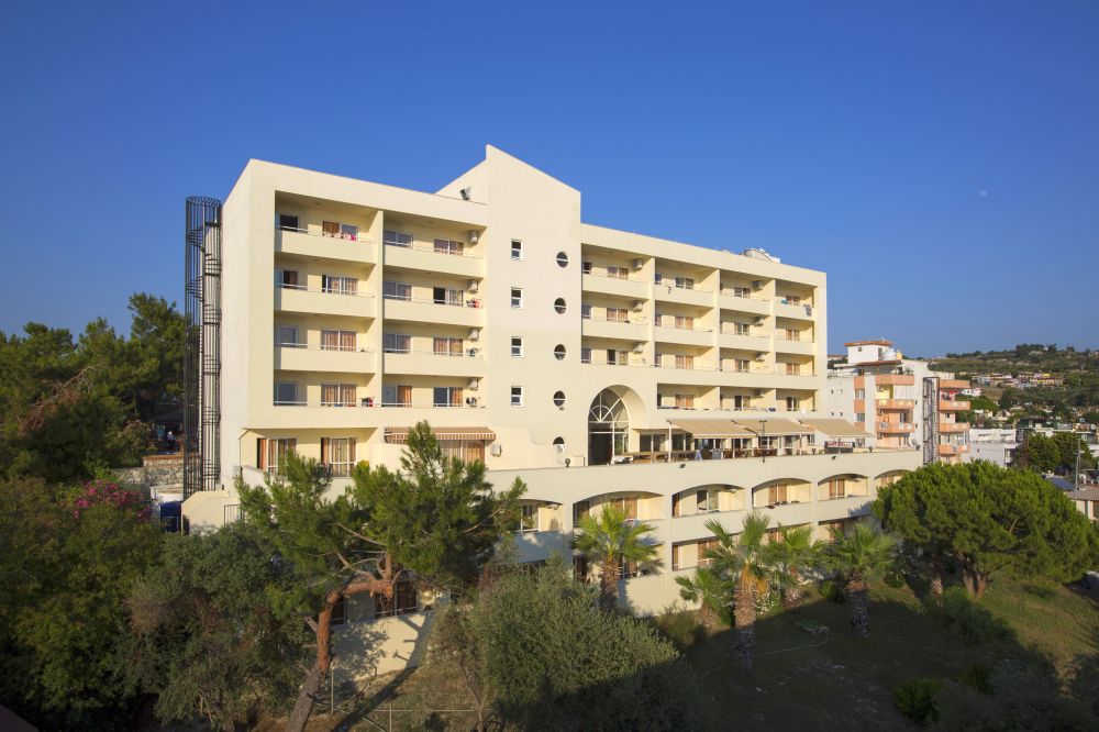 Scalanuova Beach Hotel 4*