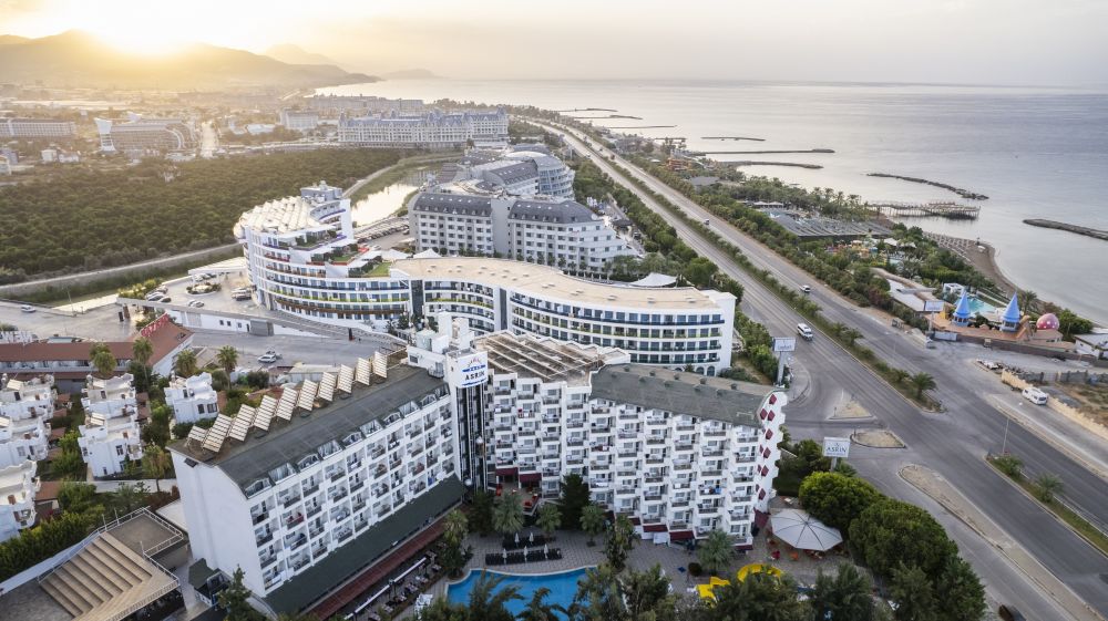 Asrin Beach Hotel 4*