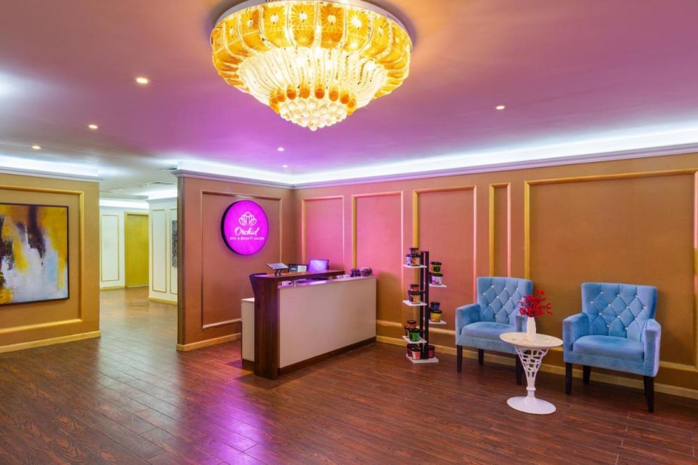 Royal Continental Hotel 4*