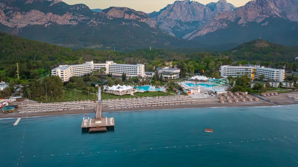 Mirage Park Resort 5*