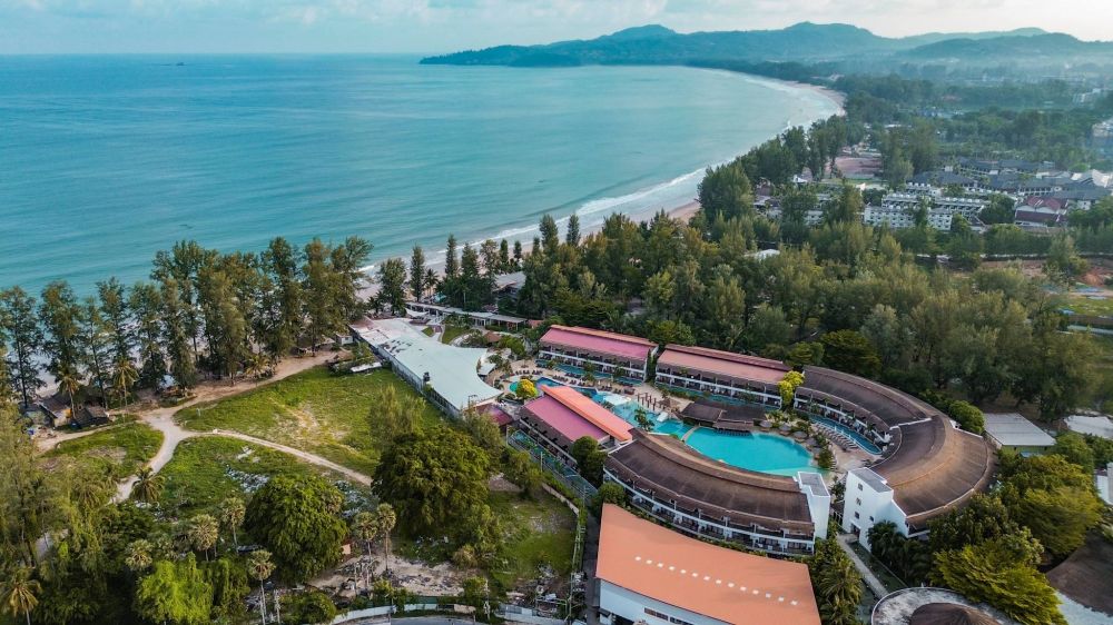 Arinara Beach Resort Phuket 4*