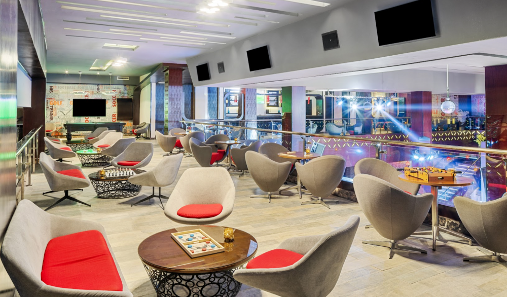 Albatros White Beach Resort 5*