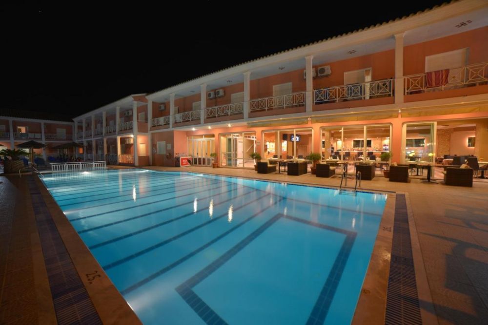 Angelina Hotel & Apartments 3*