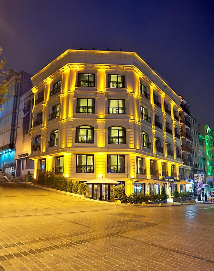 Momento Hotel Istanbul Beyazit 4*
