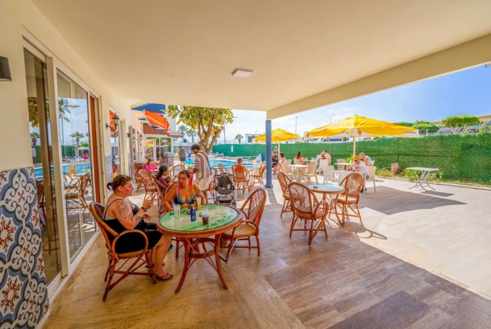 Galaxy Beach 4*