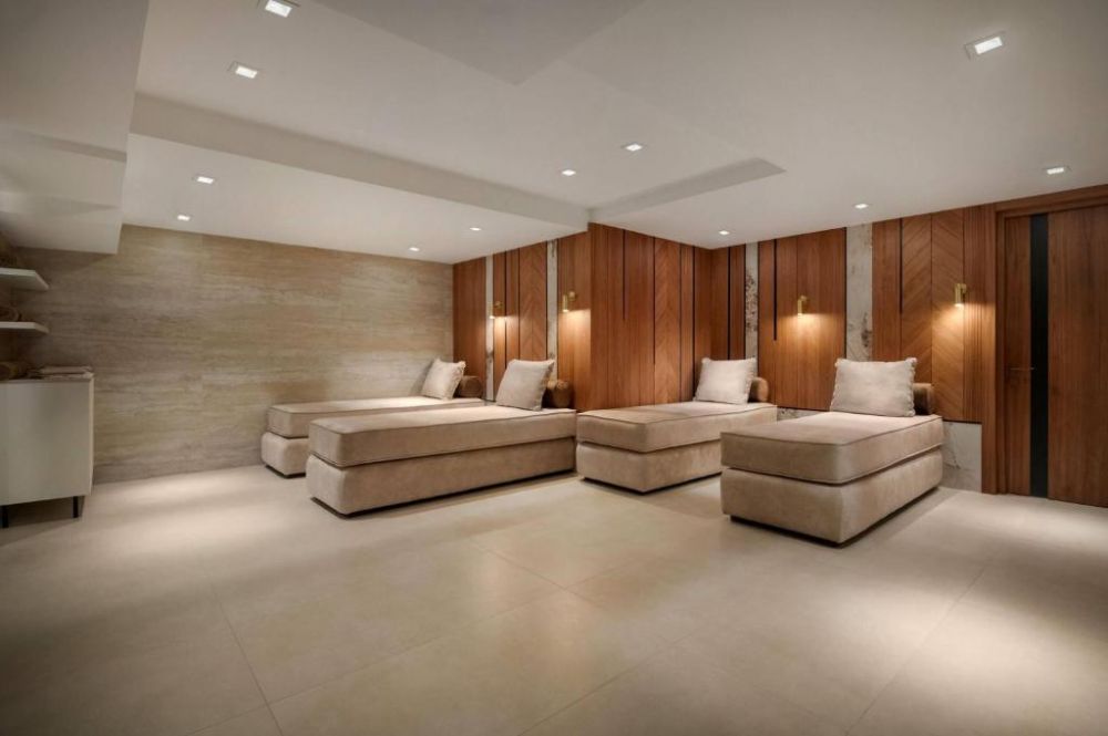 La Quinta by Wyndham Batumi 4*