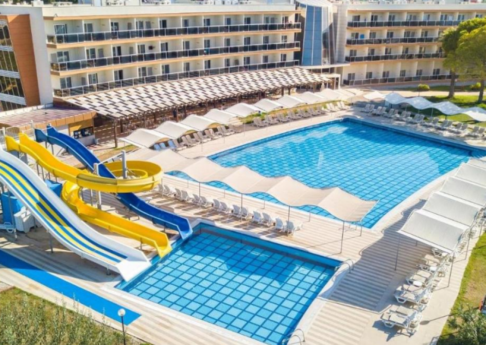 Royal Beach Club Hotel 4*