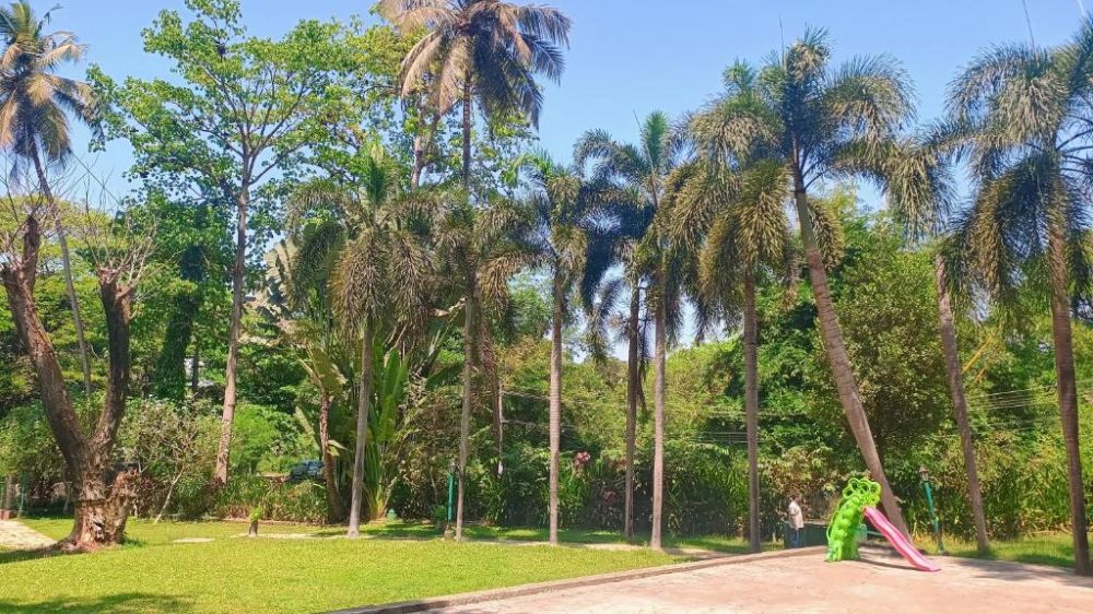 Golden Landmark Green Valley Beach Resort 3*