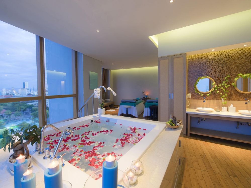 Novotel Danang Premier Han River 5*