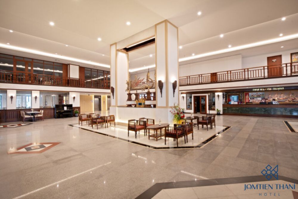 Jomtien Thani Hotel 4*