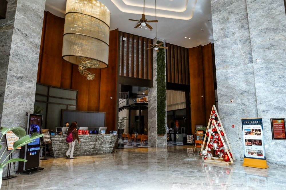 Tiancheng Central Coast Seaview Hotel Sanya 5*