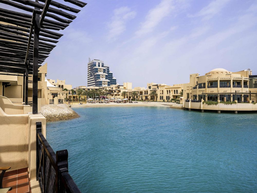 Novotel Al Dana Resort 4*