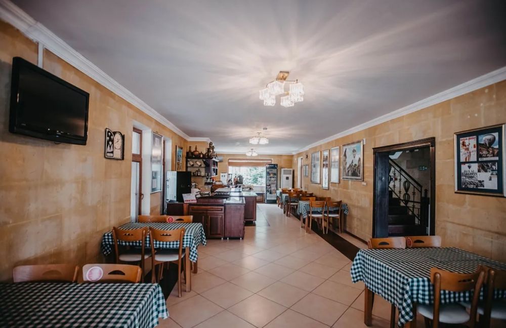 Royal Stone Houses 3*