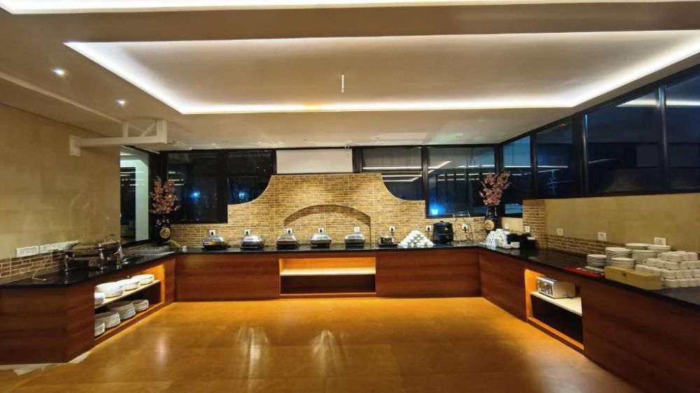 Golden Landmark Green Valley Beach Resort 3*