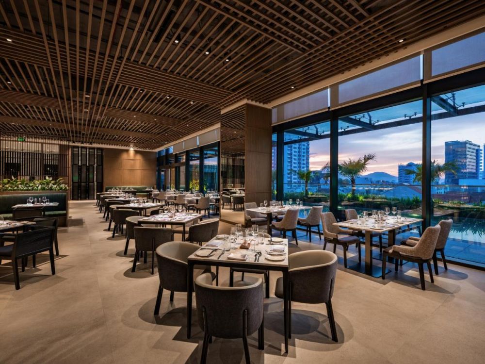 Crowne Plaza Danang City Center 5*