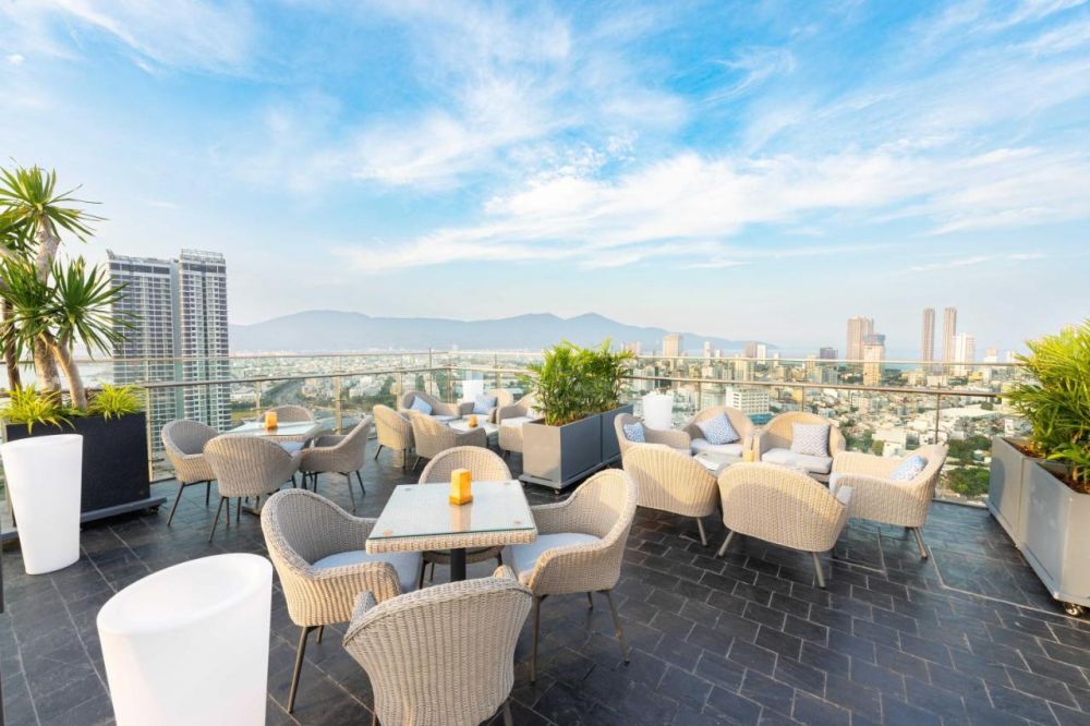 Wink Icon Hotel Danang Riverside 5*