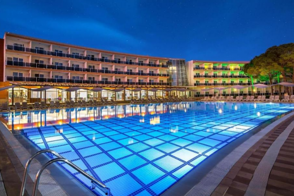 Royal Beach Club Hotel 4*